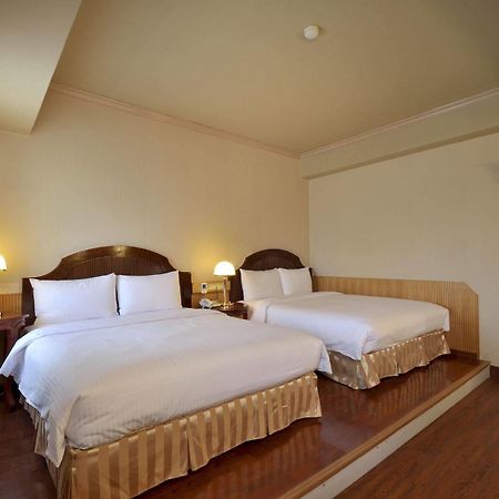 กู้ดเนส โฮเต็ล Hotel เกาสง ภายนอก รูปภาพ