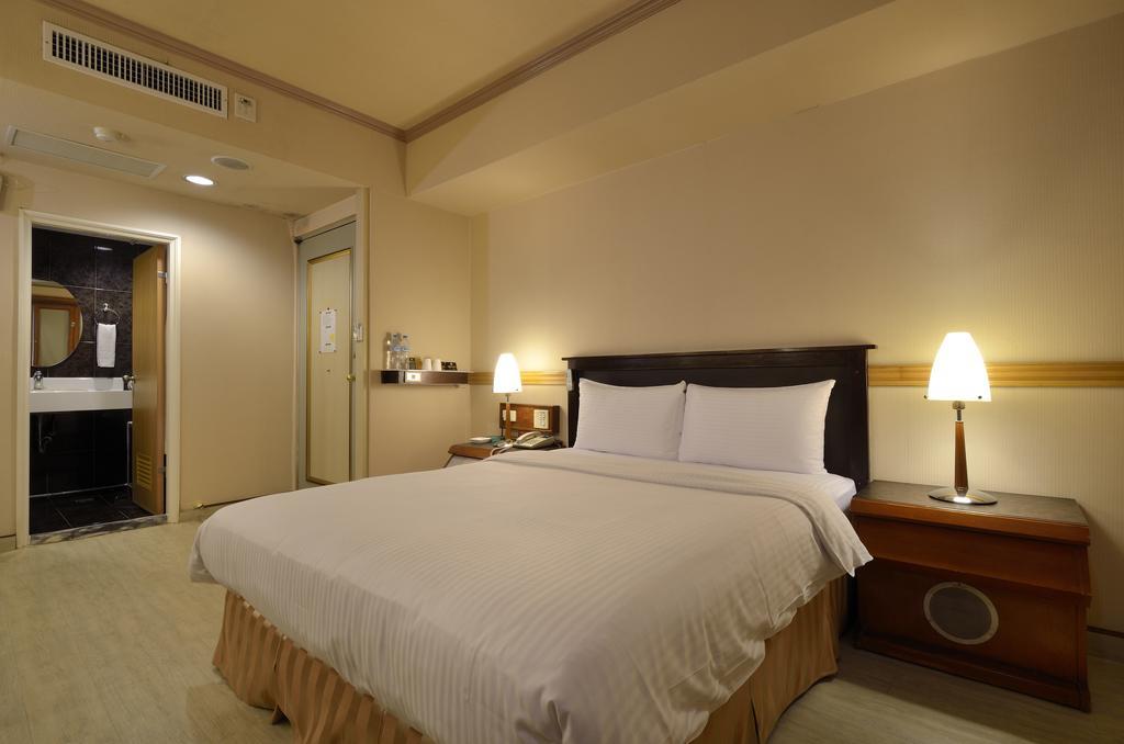 กู้ดเนส โฮเต็ล Hotel เกาสง ห้อง รูปภาพ