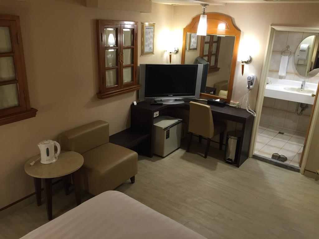 กู้ดเนส โฮเต็ล Hotel เกาสง ภายนอก รูปภาพ