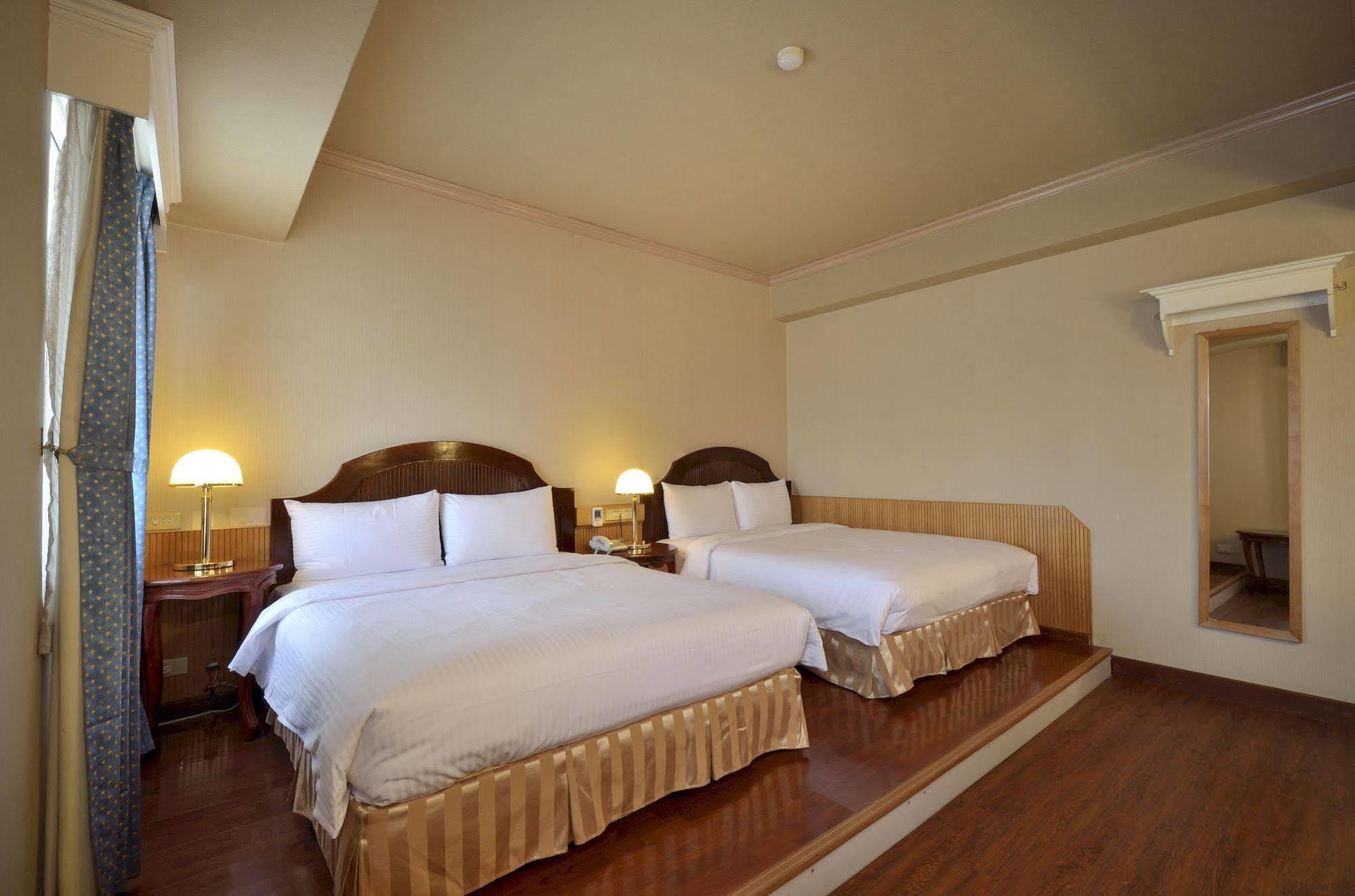 กู้ดเนส โฮเต็ล Hotel เกาสง ภายนอก รูปภาพ